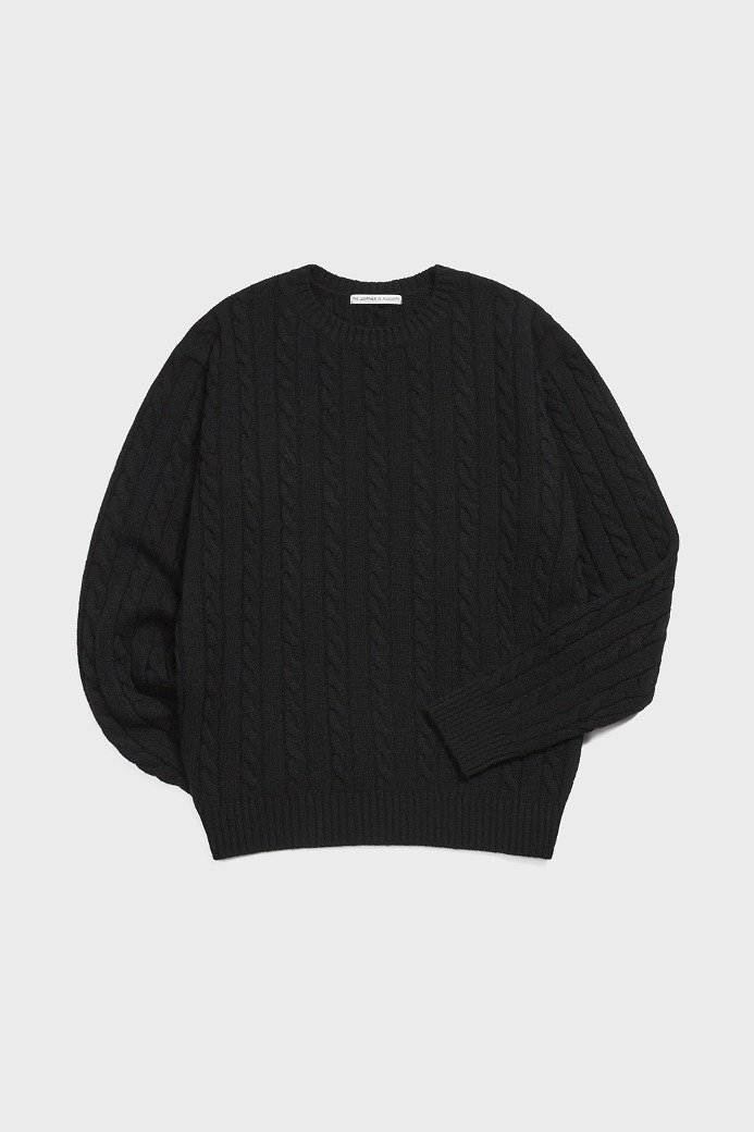 Cable Knit Sweater(black)